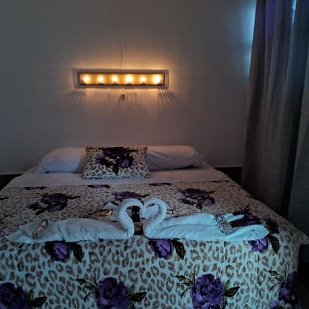 Hotel Kamelot Parque Central Quetzaltenango Exteriör bild